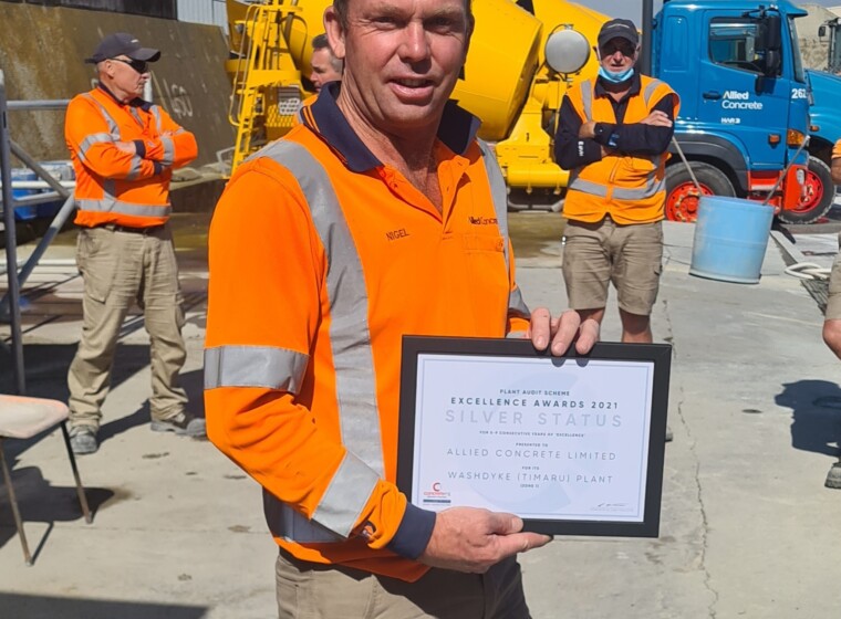 Nigel Kerr with Silver Award